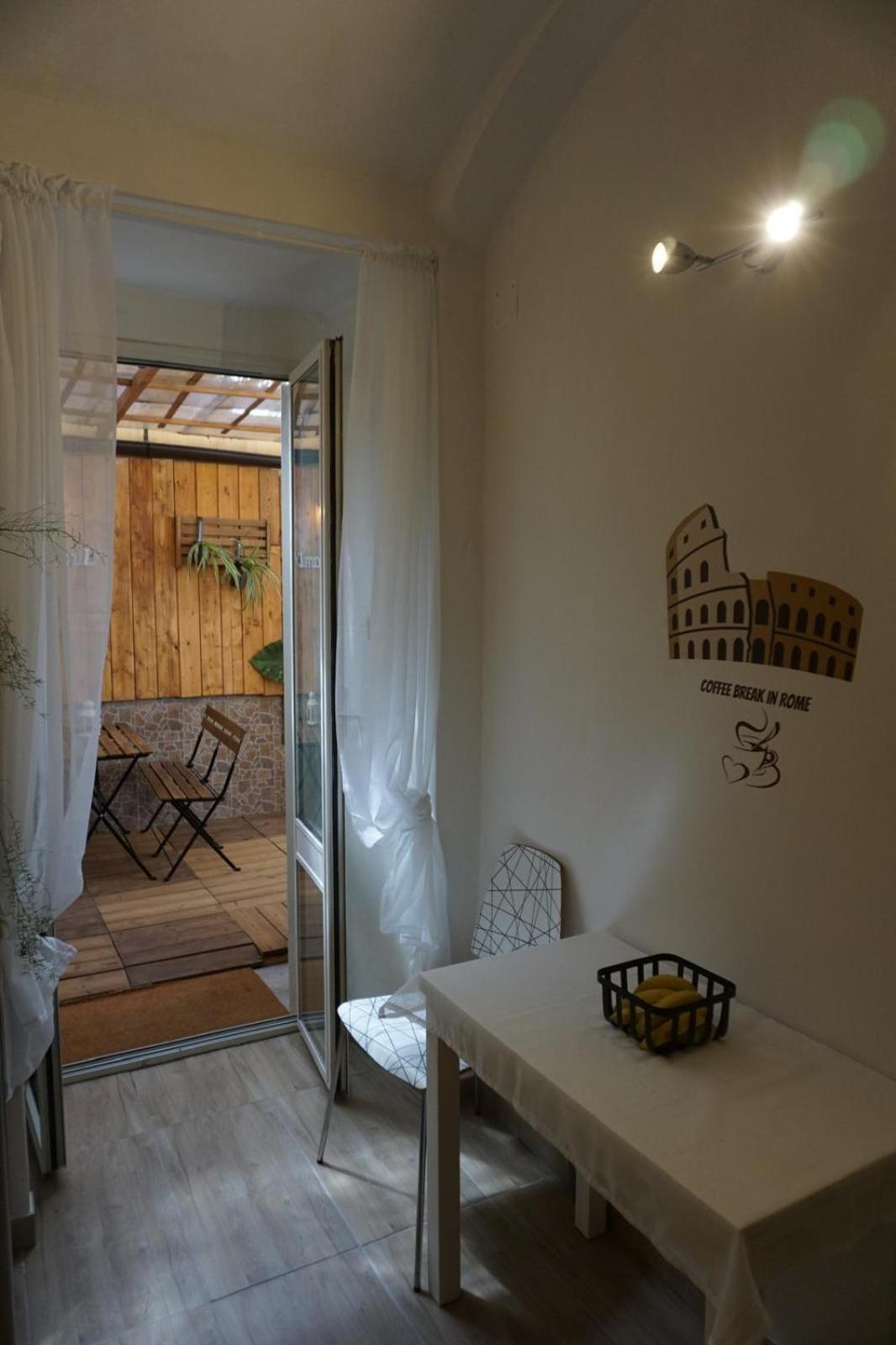 A Bridge To The Coliseum Appartement *